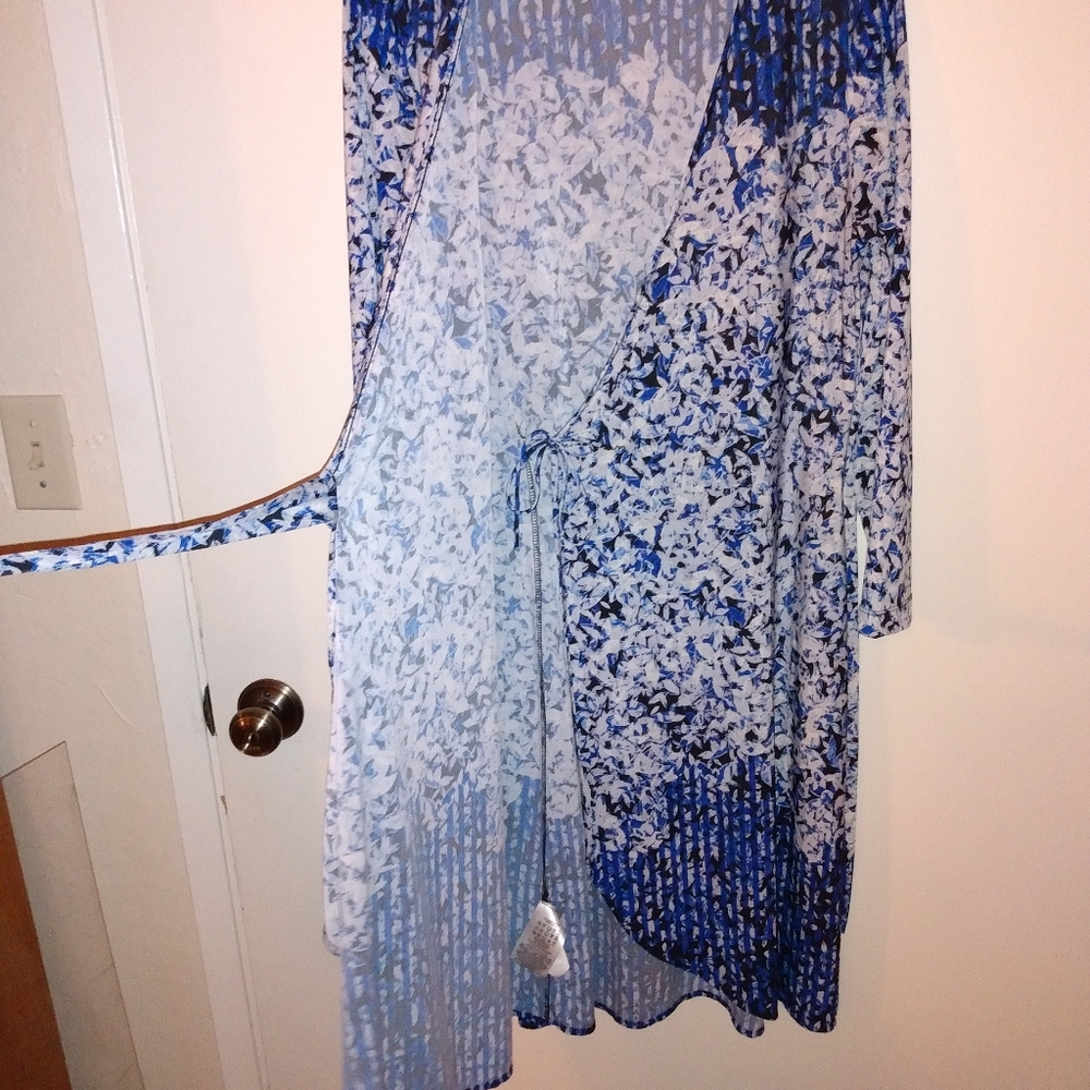 Wrap Dress - Picture 4 of 4